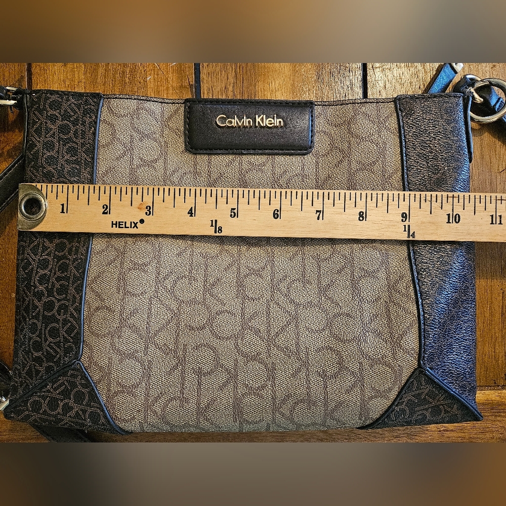 Calvin Klein Signature Logo Crossbody Bag Brown Tan Monogram Adjustable Strap - Picture 7 of 9